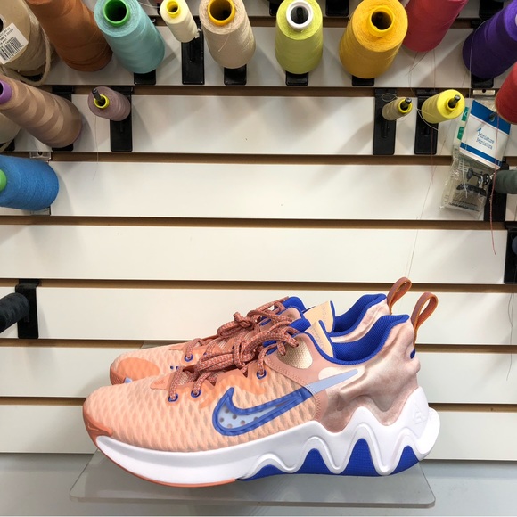 Nike Giannis Immortality - Picture 5 of 9